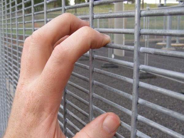 358 mesh fencing with dense mesh size has anti-climbing feature.