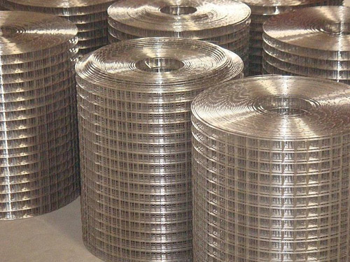 Stainless steel welded wire mesh