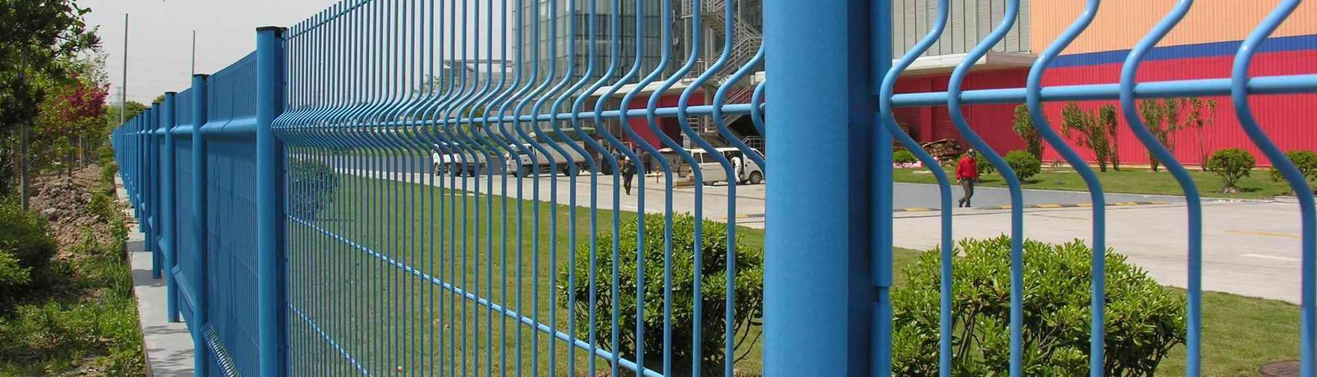 Commonly used double wire fence mesh size introduction
