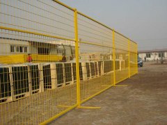 Surface treatment of the Canada Temporary Fence
